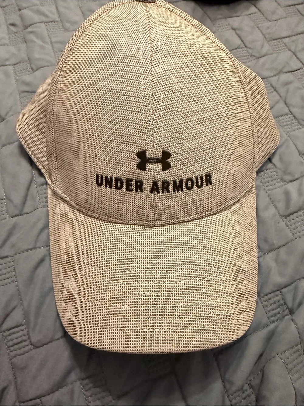 Under Armour Women’s Snap back hat